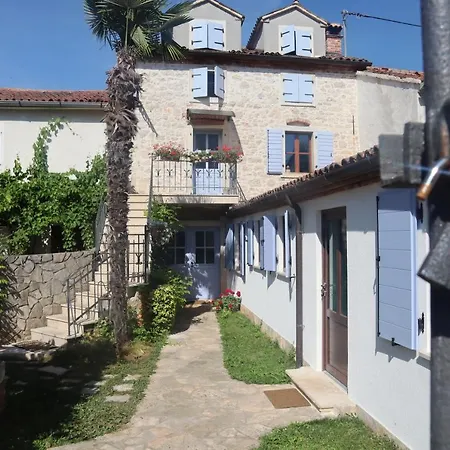 Apartmani Jelena Porec Exterior photo